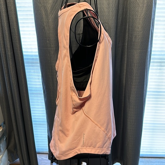 Women the north face tank top​ - Picture 7 of 7
